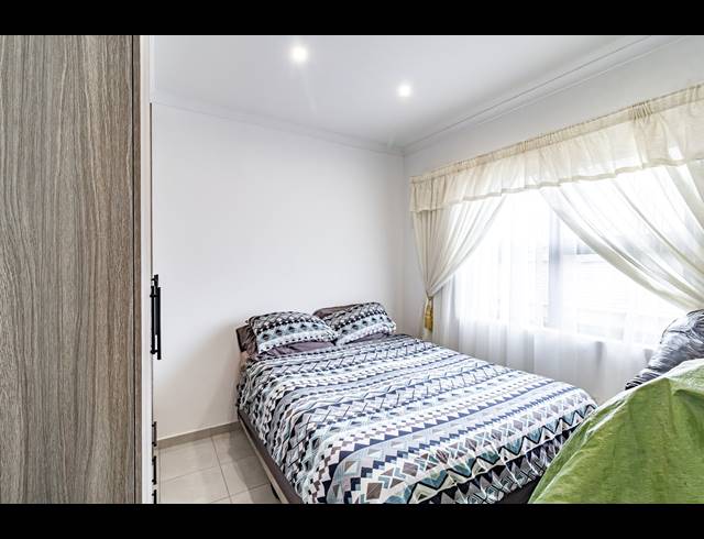 3 BEDROOM SECTIONAL TITLE FOR SALE IN BRACKENDOWNS